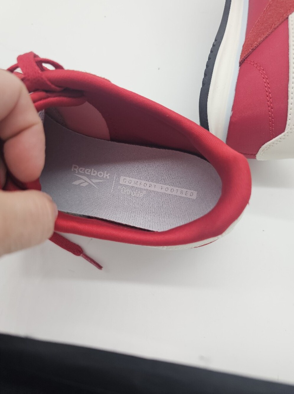 Reebok Classic Red & White Sneakers Sz 8 - Picture 7 of 7